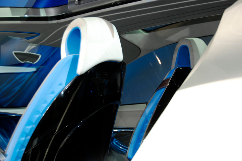 Illustration for article titled Hyundai Nuvis Concept: Hybrid Blue Drive Gives It Wings